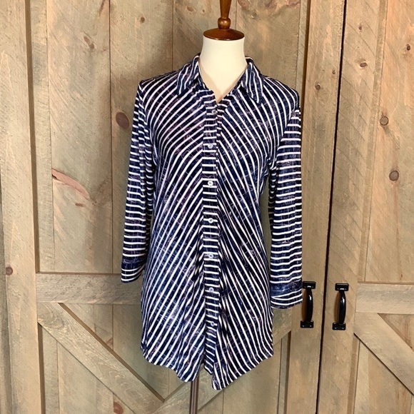 Soft Surroundings blue stripe tunic top with 3/4 sleeves Size Medium - Picture 13 of 13